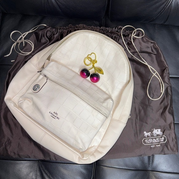 Coach Off-White Unisex Backpack with dust bag - Picture 3 of 15